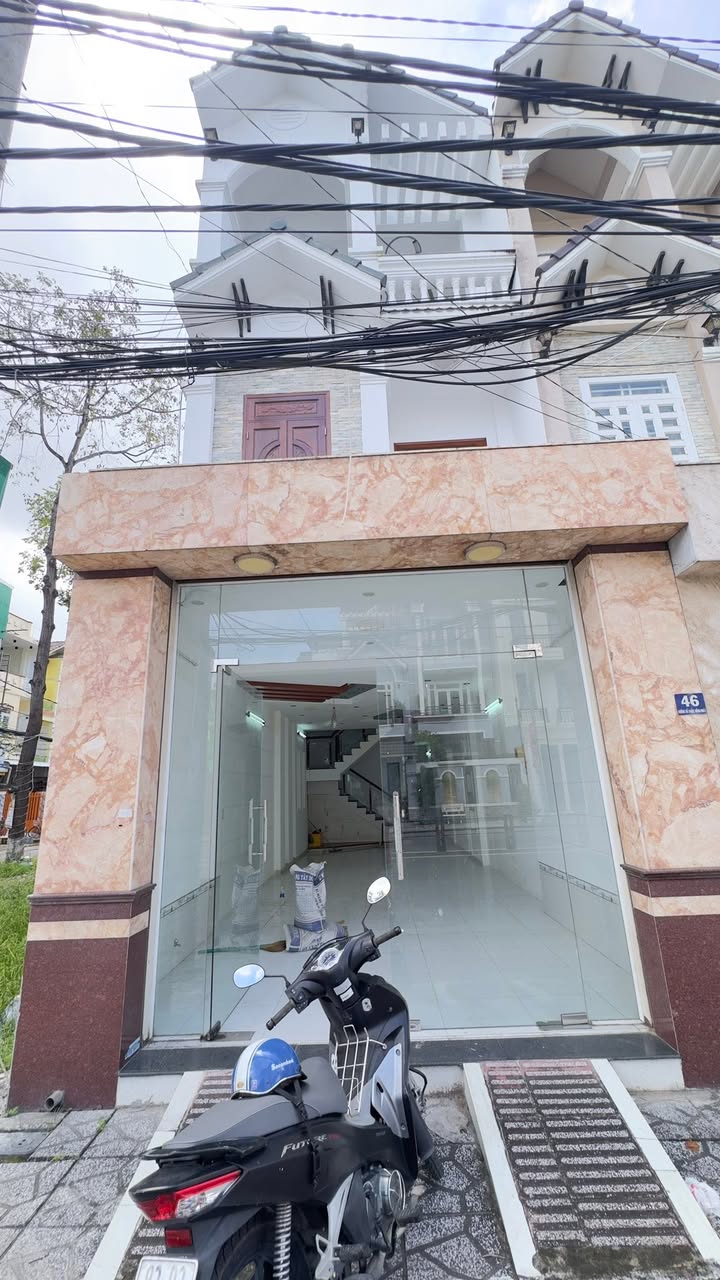 Nhà Mặt Tiền Trần Hoàng Na, Cần Thơ - 92m², Kinh Doanh Sầm Uất