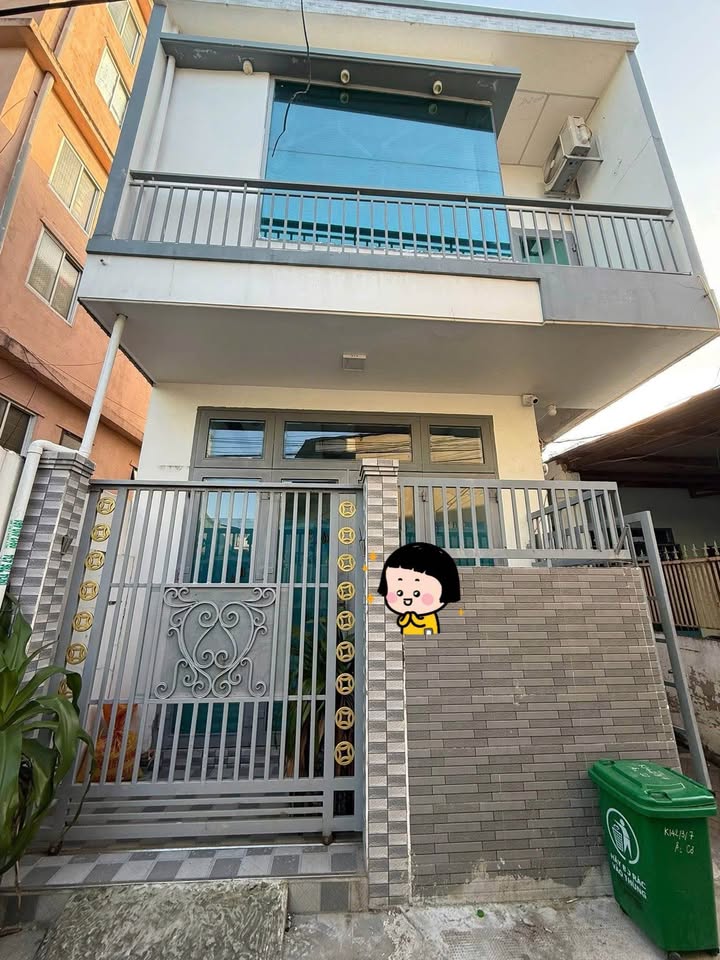 Nhà 2 Tầng Kiệt Âu Cơ, Đà Nẵng 4.5 Triệu/Tháng - Giá Tốt Hiếm Có!