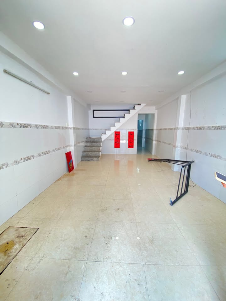 Nhà 4PN SHR Đông Thạnh, Hóc Môn - 2.9 Tỷ, Sẵn Sàng Về Ở Ngay