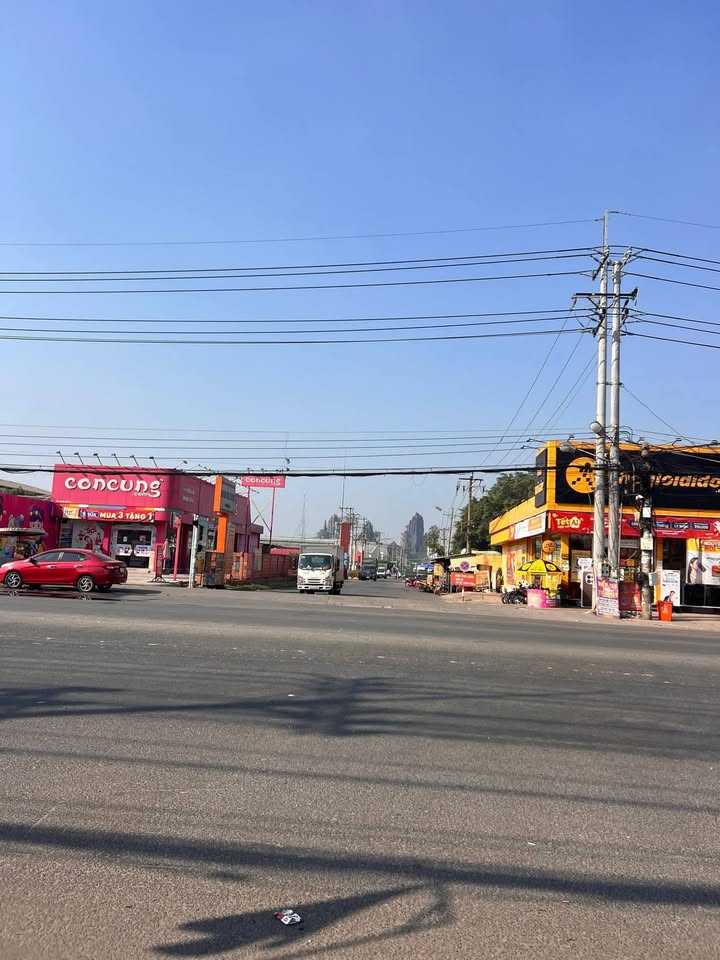 Mặt tiền kinh doanh Chợ Hoàng Gia Bến Cát 900m² - Dòng tiền 30 triệu/tháng!