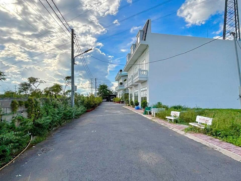 Đất nền KDC Nhà Phố Châu Thành 100m² giá 1.1 tỷ - Sổ hồng riêng, pháp lý chuẩn!