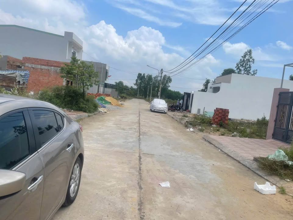 Bán đất TĐC Chợ Quy Nhơn 100m² - Sổ hồng sẵn, giá tốt đầu năm