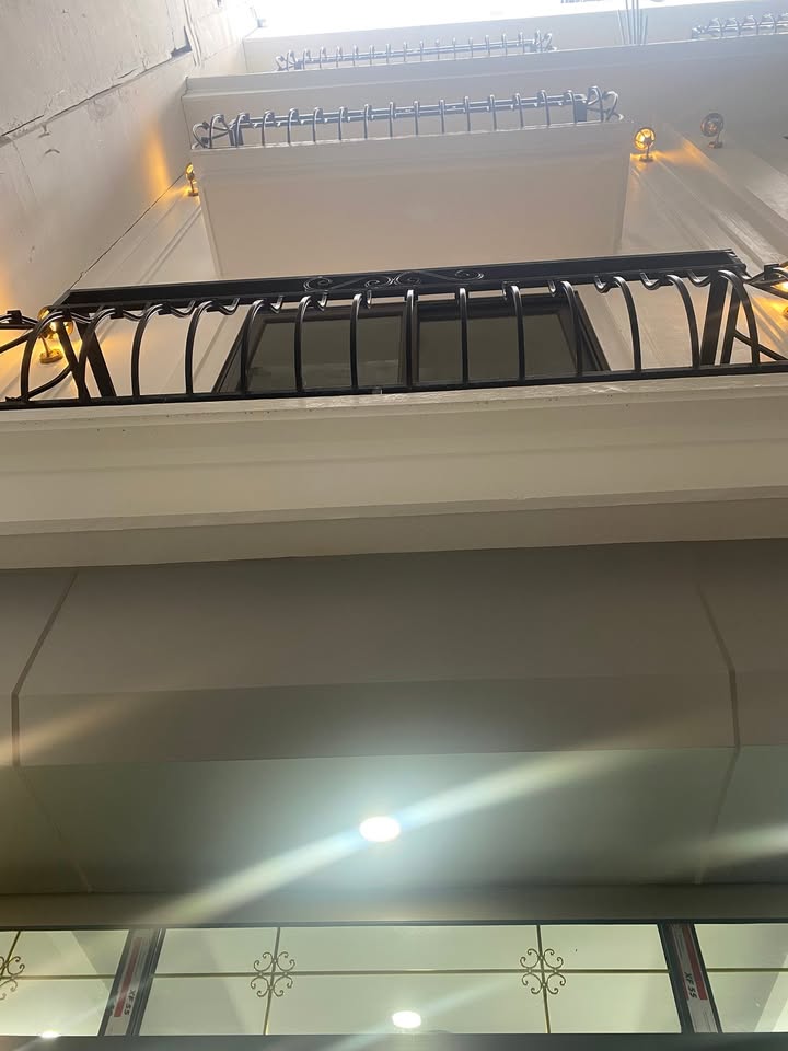 Nhà riêng Phố Chùa Liên Phái, Hai Bà Trưng 34m² - Sẵn sàng ở ngay!