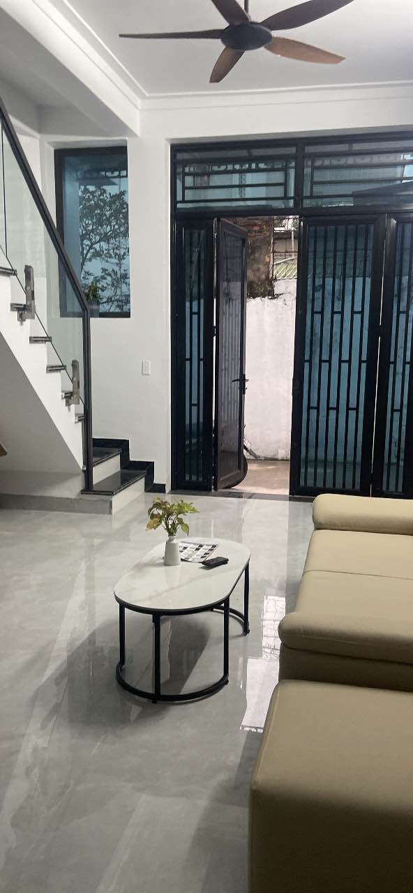 Bán Nhà 46m² Trung Tâm TP Thanh Hóa - 3PN, Full Nội Thất, Giá Nhỉnh 2 Tỷ