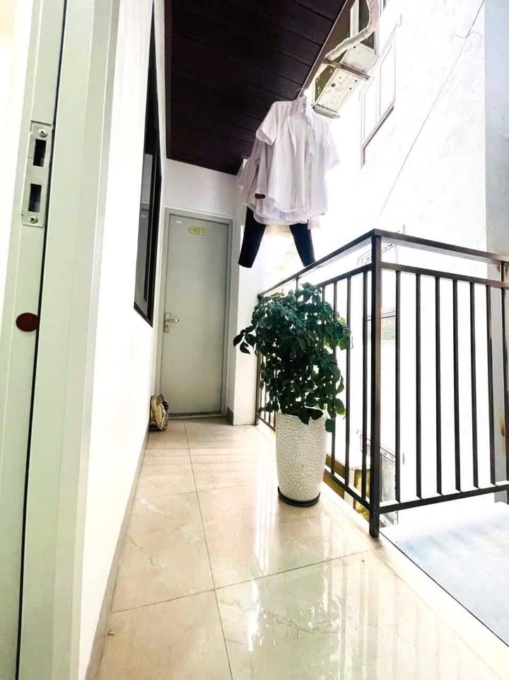 Phòng Trọ Thoáng Mát Đường Bát Khối, Long Biên - 25m², 4 Triệu/Tháng