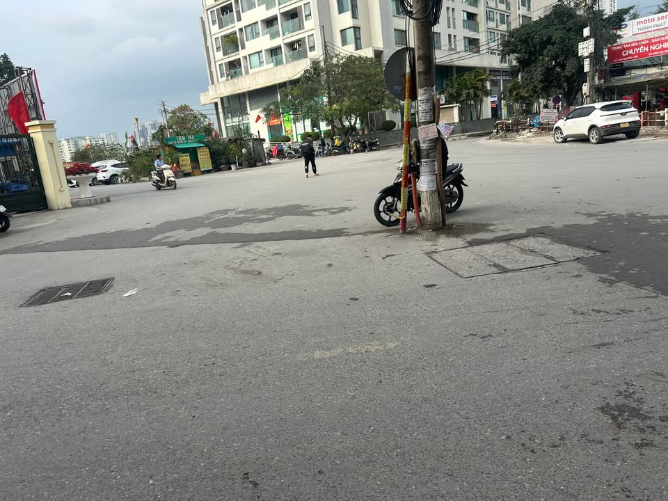 Thuê mặt bằng Nguyễn Xiển 110m² - Vị trí đắc địa kinh doanh ngay!