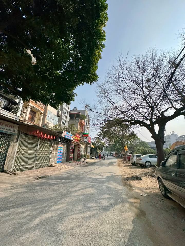 Nhà Ngõ 42m² 4 Tầng Ngô Quyền, Hà Đông - Ô tô Đỗ Cửa, Giá 9 Tỷ