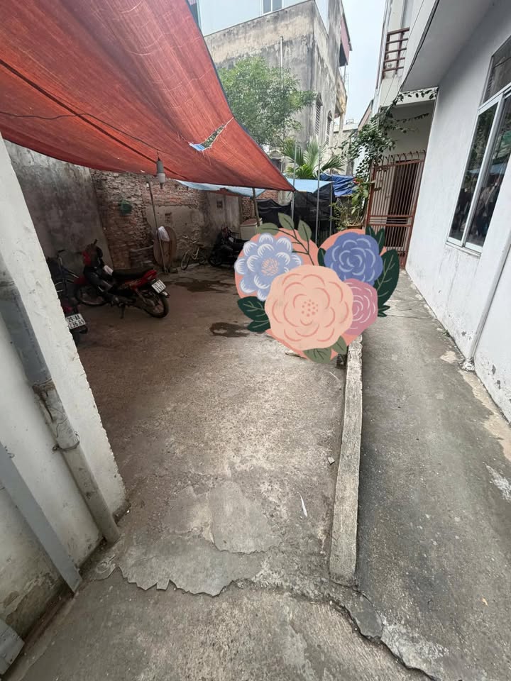 Đất nền Long Biên 56m² giá 6.5 tỷ - Mặt tiền khủng, sổ đỏ chính chủ!