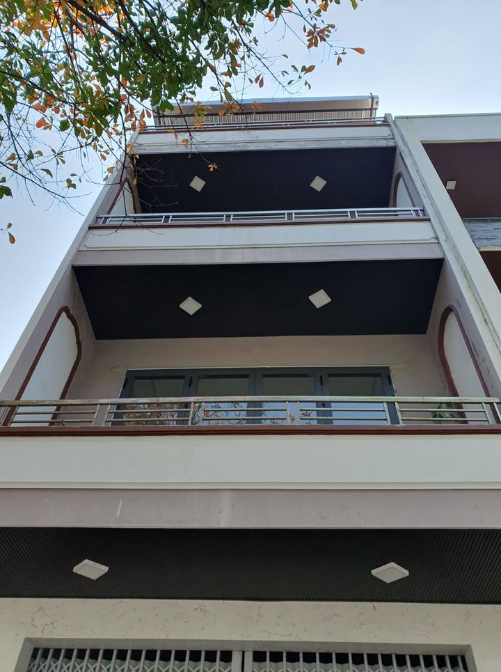 Đất nền Hoàng Văn Thái 67m² giá 2 tỷ - Đường ô tô, nở hậu tài lộc!