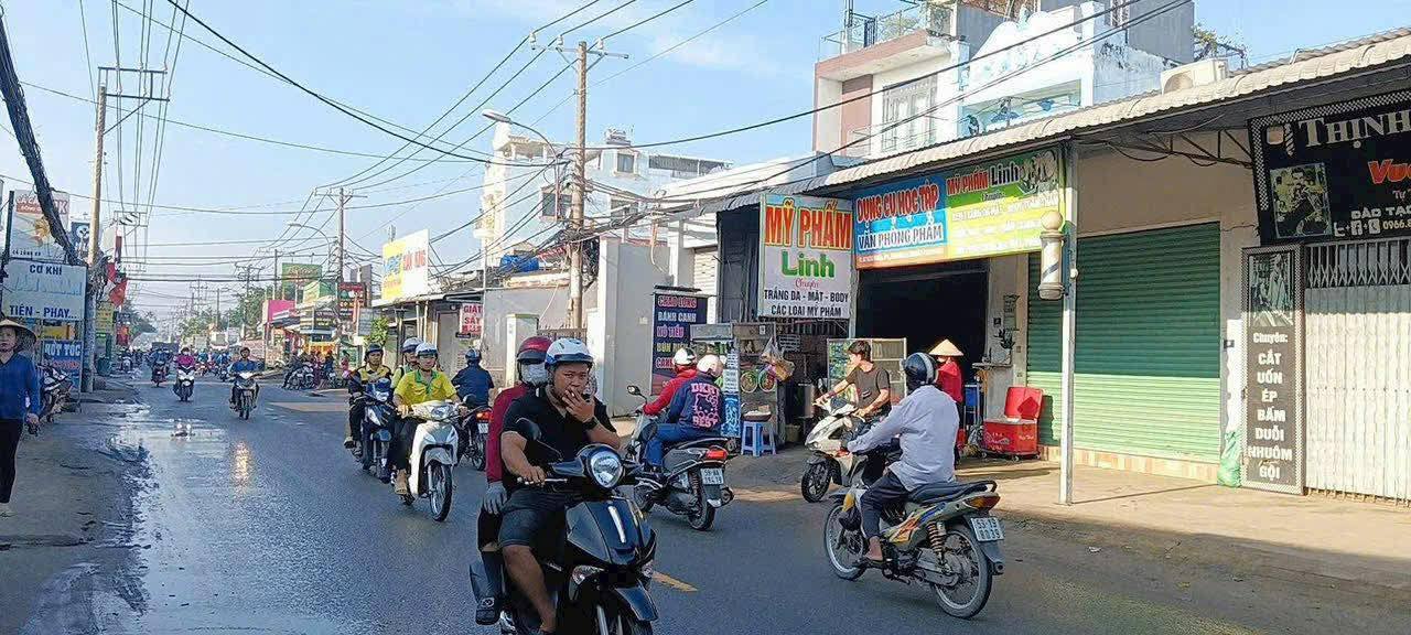 Nhà Mặt Tiền Vĩnh Lộc 150m² - Giá Sốc 8.6 Tỷ TL - Kinh Doanh Đa Ngành