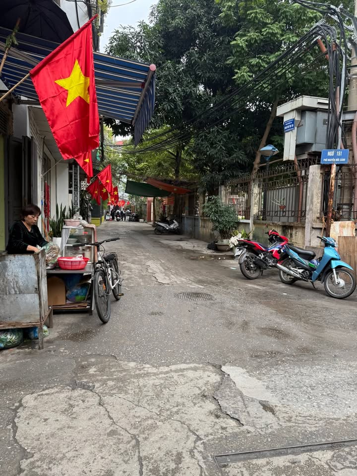 Nhà riêng Nguyễn Đức Cảnh 25m² giá 7.25 tỷ - Vị trí đẹp, ngõ thông kinh doanh!