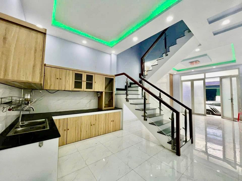 Nhà Nguyên Căn 4x15m Quận 12 - Sẵn Sàng Ở Ngay