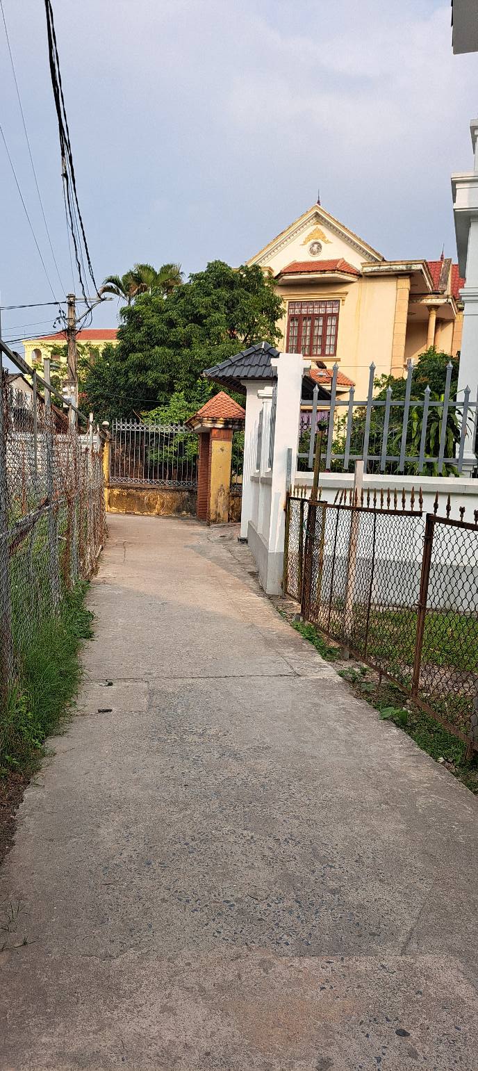 Bán đất 32m² Bích Hòa, Thanh Oai - Ngõ thông, giá tốt