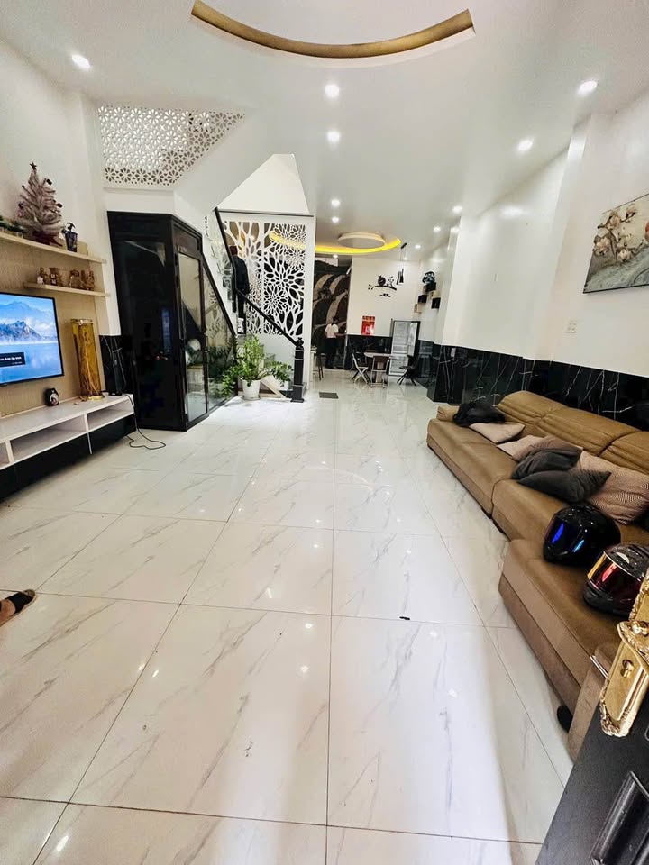 Nhà Riêng Cầu Bình Tân Nha Trang 86m² - Full Nội Thất, Sẵn Sàng Ở Ngay!