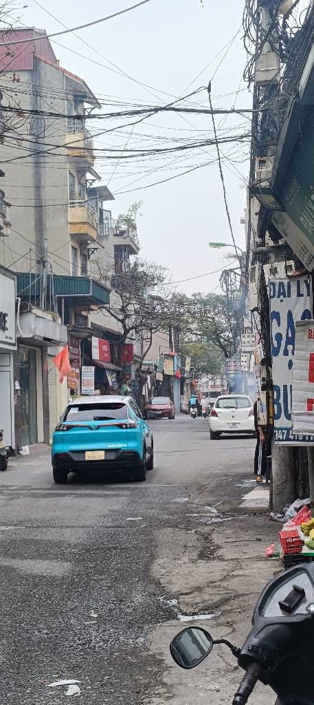 Nhà Mặt Tiền Ngọc Hồi 37m², 3 Tầng, Sổ Đỏ - Giá 13.5 Tỷ