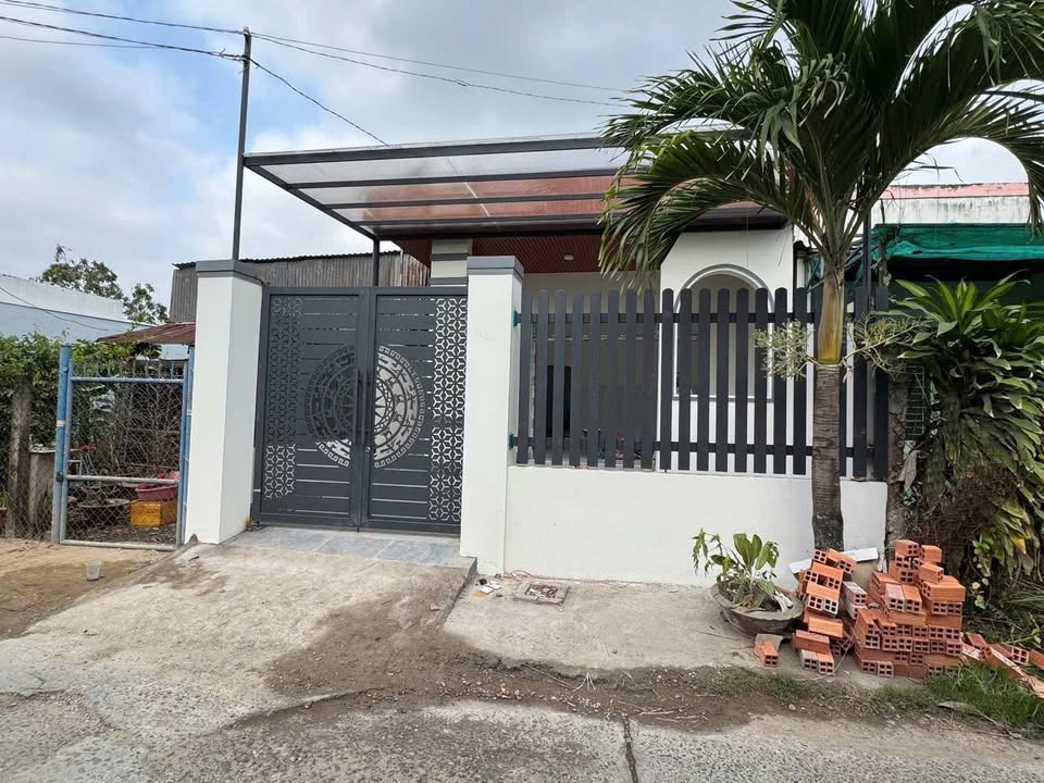 Nhà Mặt Tiền Nguyễn Văn Khước, Bến Tre 151.8m² - Kinh doanh ngay!