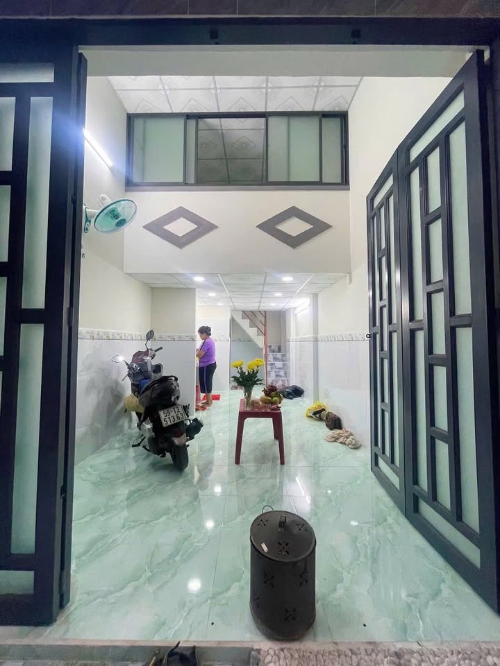 Thuê nhà nguyên căn Quận 3 - Hai Bà Trưng 28m² giá 11 triệu - Sẵn sàng ở ngay!