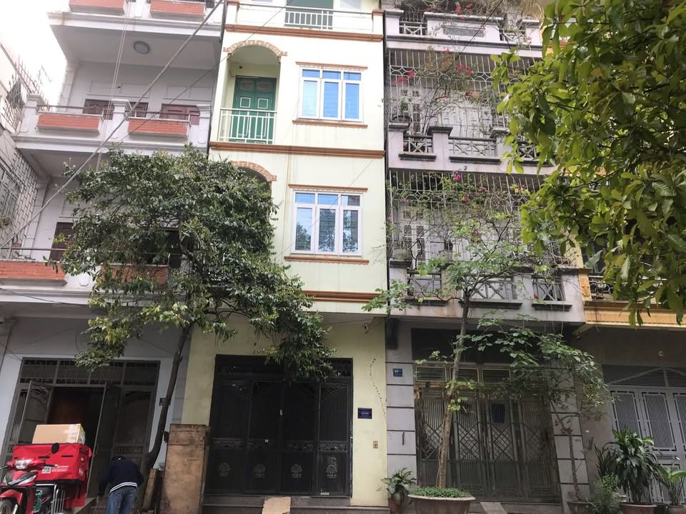 Nhà riêng Định Công Hoàng Mai 53m² - Chính chủ bán, sẵn sàng vào ở!