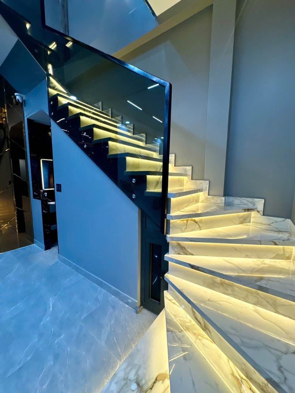 Nhà Hẻm Xe Hơi 8m Lạc Long Quân, Tân Bình - 4.5x11m, 8.8 Tỷ