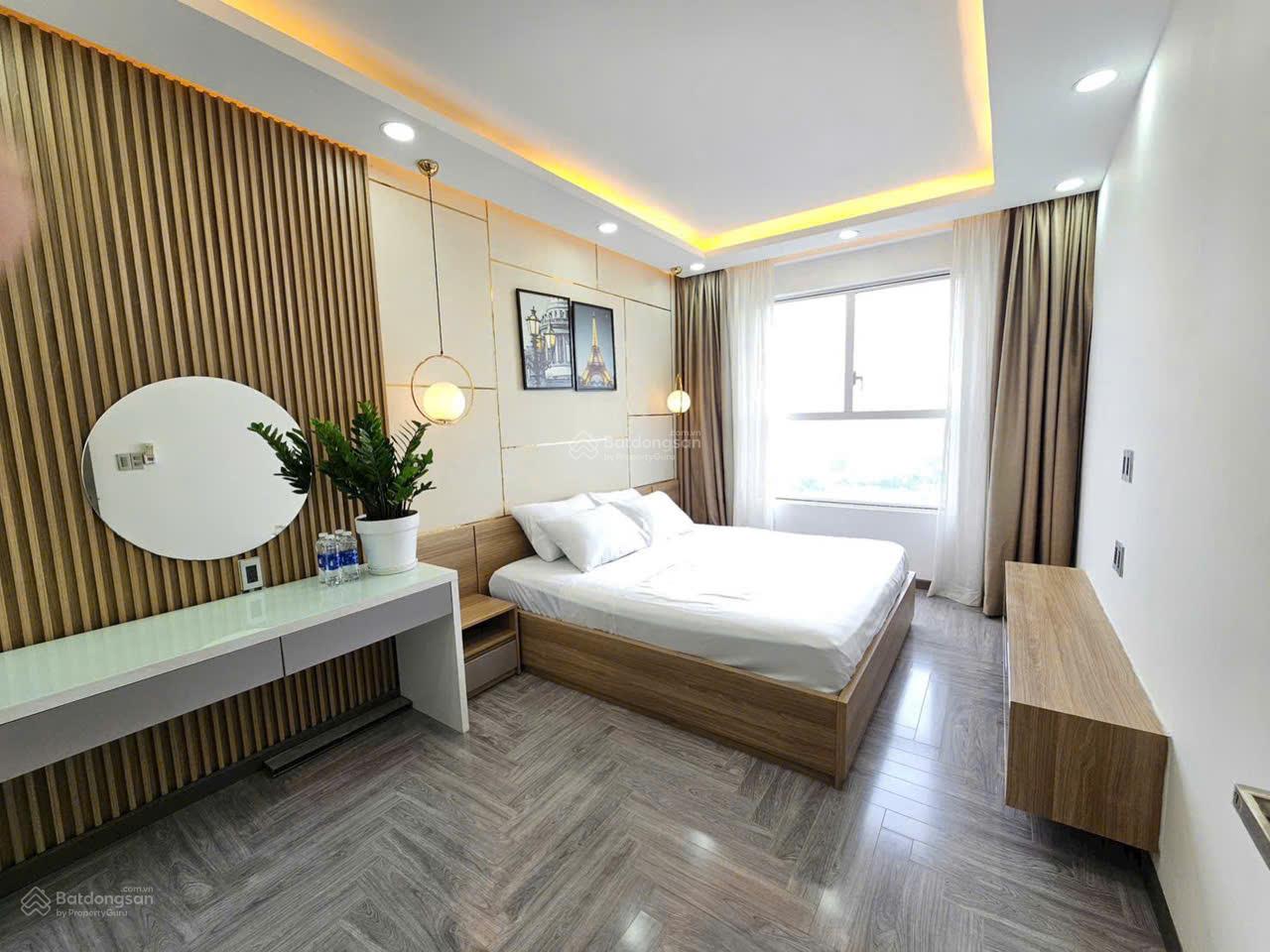 Cho thuê căn hộ Res Green Tower Tân Phú 63m² - Giá 10 triệu, view thoáng mát