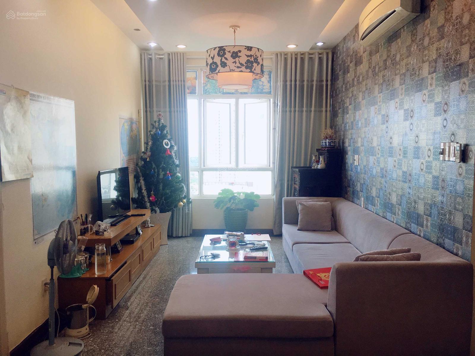 Căn hộ 2PN Full Nội Thất Phú Hoàng Anh - Giá 9.5 Triệu/Tháng