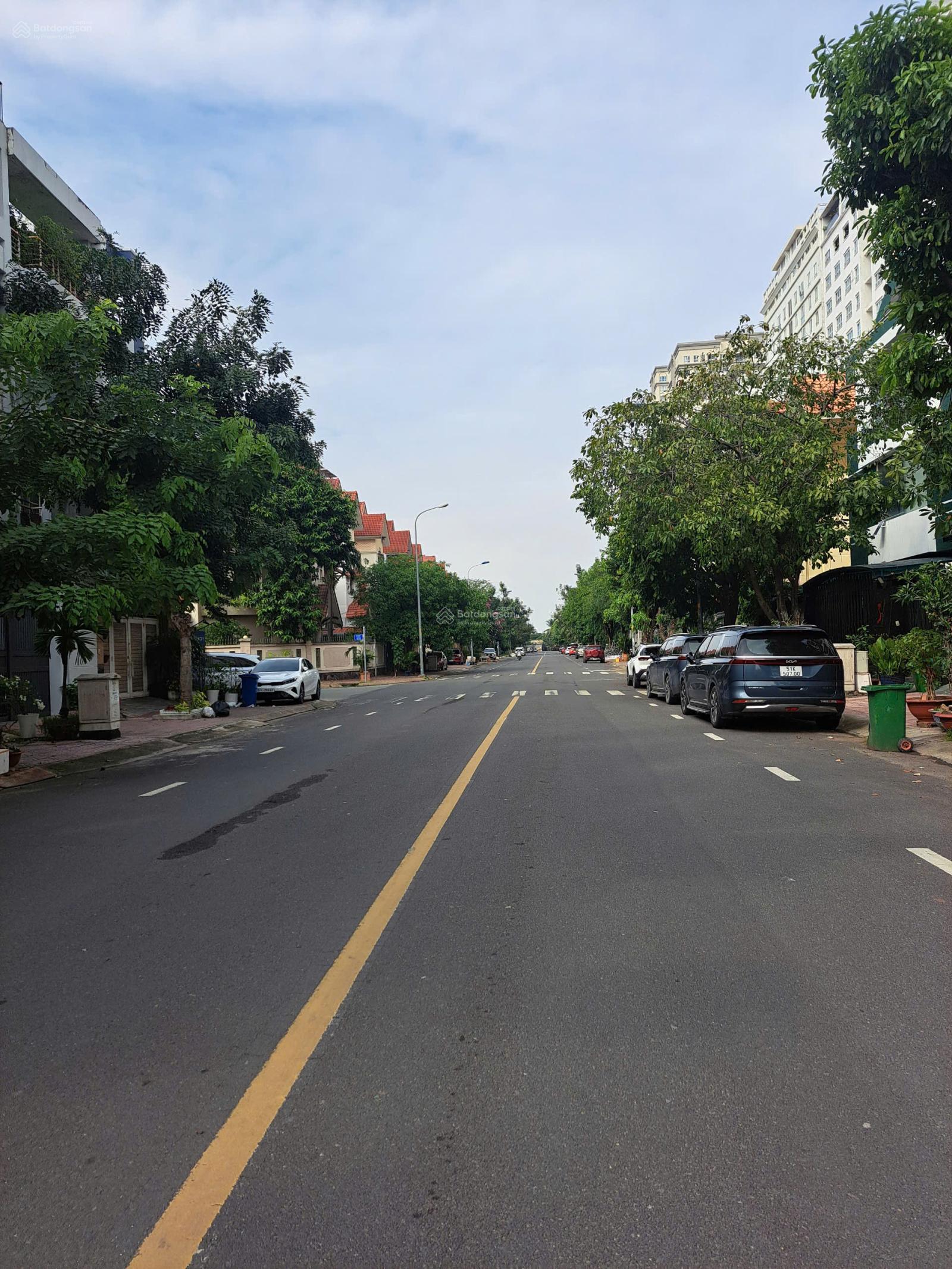 Nhà phố Him Lam 6A 100m² 4PN - Giá 27 Triệu/Tháng - Kinh doanh/Ở