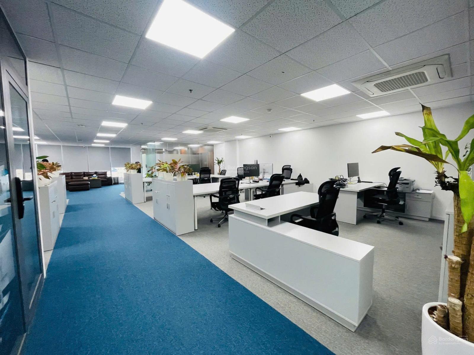 Văn Phòng Cho Thuê Q.Bình Thạnh 200m² - Gần Metro, Sẵn Sàng Setup