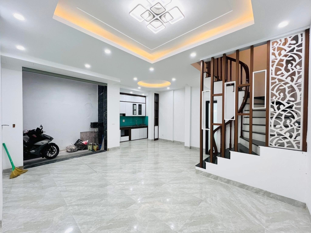 Nhà 5 Tầng Trung Văn Full Nội Thất - Ô Tô Đỗ Cửa, 8 Tỷ