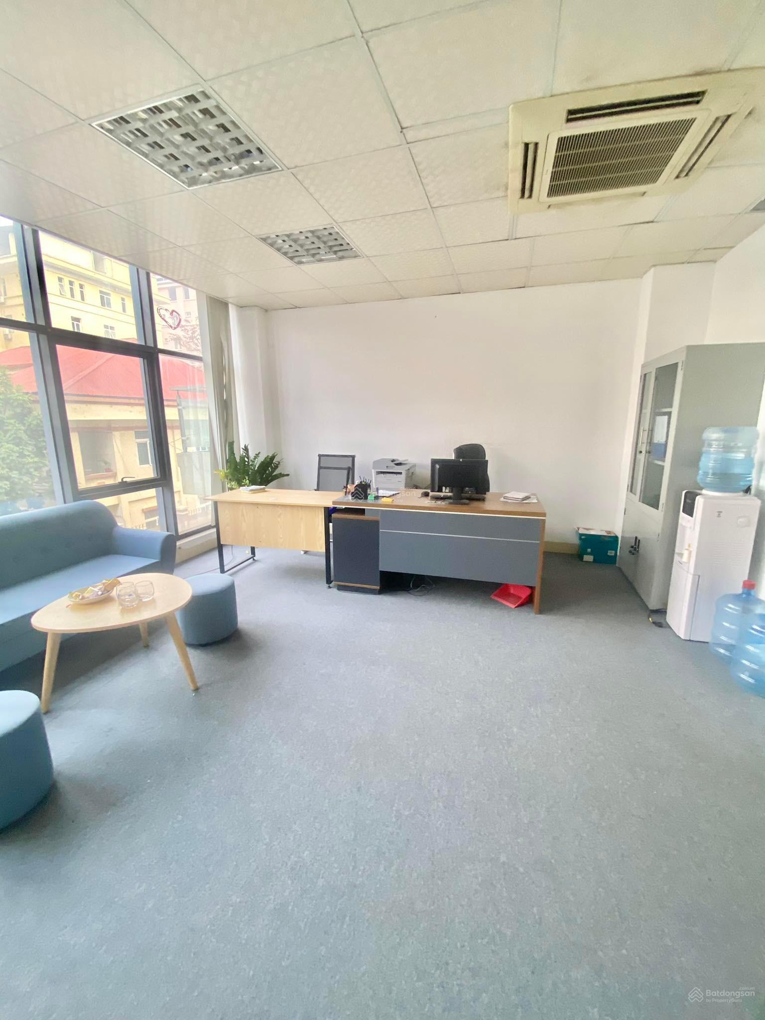 Văn Phòng 35m² Mặt Phố Phương Liệt - Giá 6.9 Triệu (VAT) - Sẵn Sàng Kinh Doanh