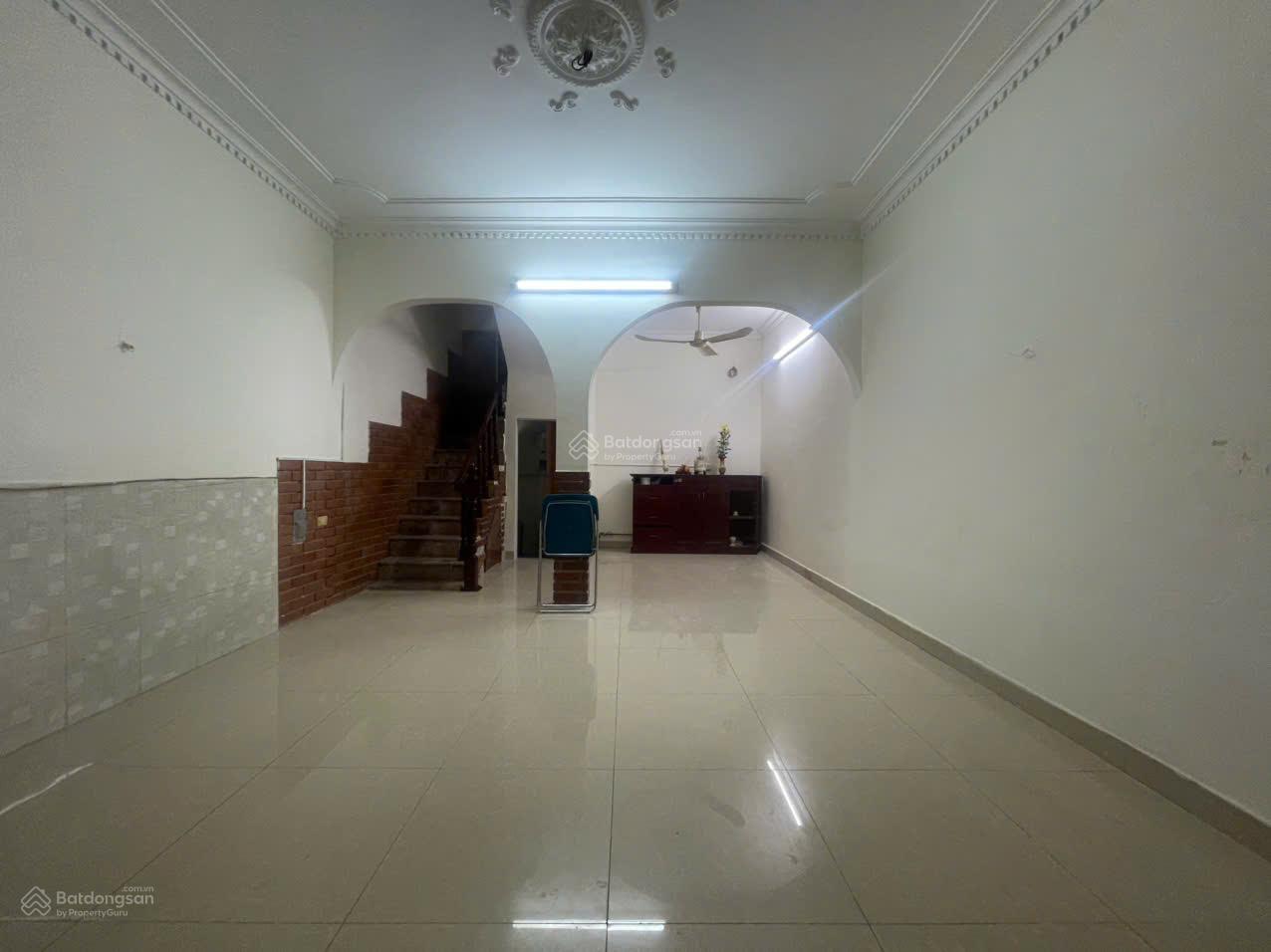 Nhà riêng Đê Trần Khát Chân 40m² giá 10 triệu - Sẵn sàng ở ngay!