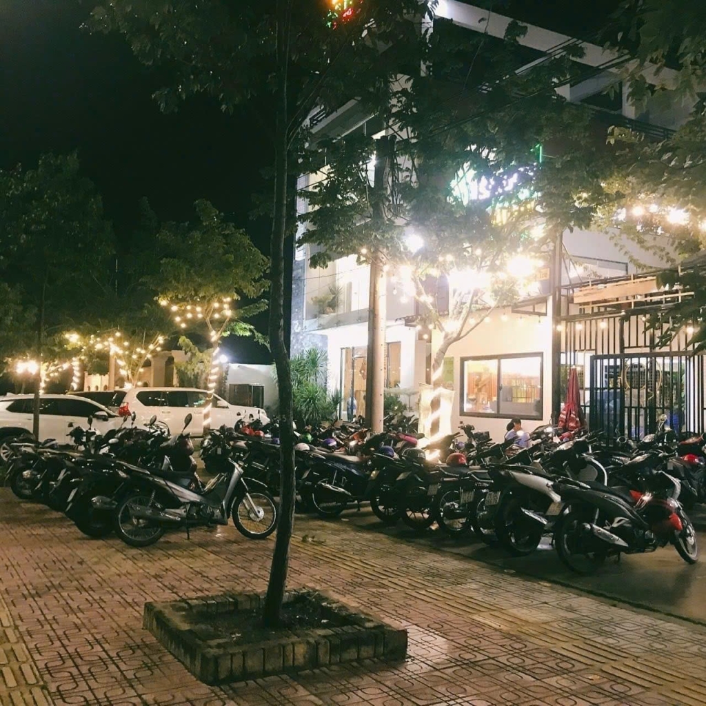 Nhà hàng Hải Sản 1119m2 Mỹ Thạnh An, Bến Tre - Sẵn Sàng Kinh Doanh