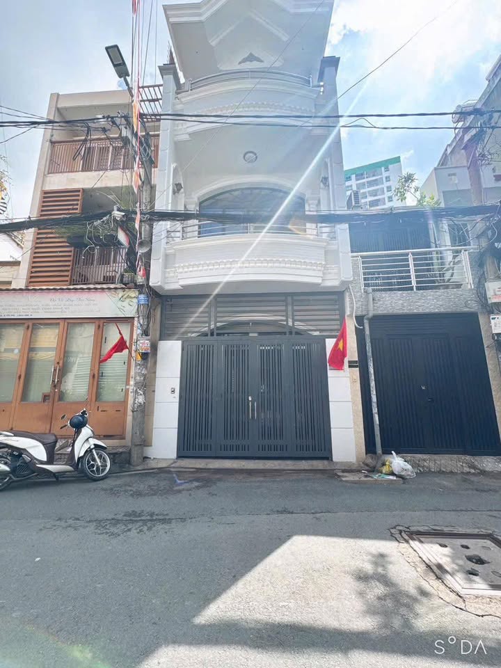 Nhà Hẻm Nhựa 8m Trần Hưng Đạo, Tân Phú - 4x13m, 3 Lầu, 8.1 Tỷ