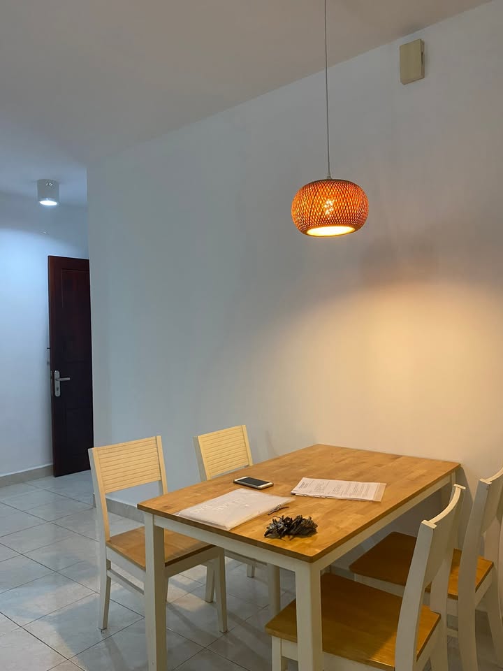 Căn hộ Riverside 90 Nguyễn Hữu Cảnh 60m² giá 14 triệu - View sông cực chill!