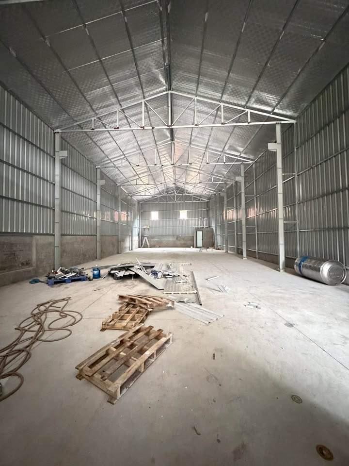 Kho xưởng cho thuê Thành Phố Bắc Ninh 320m² - Xe tải thoải mái!