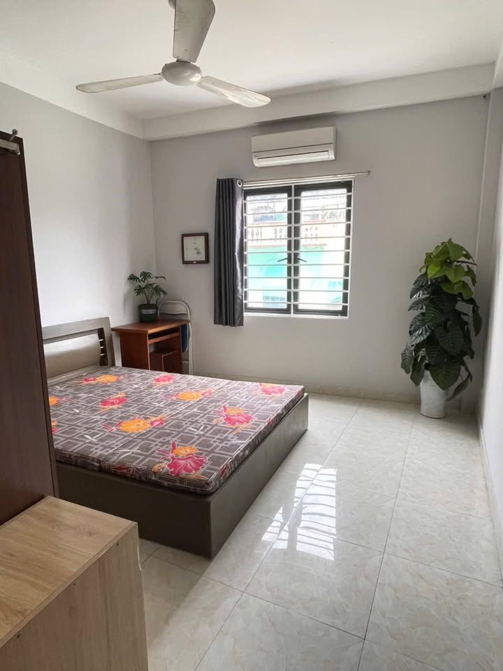 Thuê phòng trọ Lĩnh Nam Hoàng Mai 3.2 triệu Sẵn sàng ở ngay!