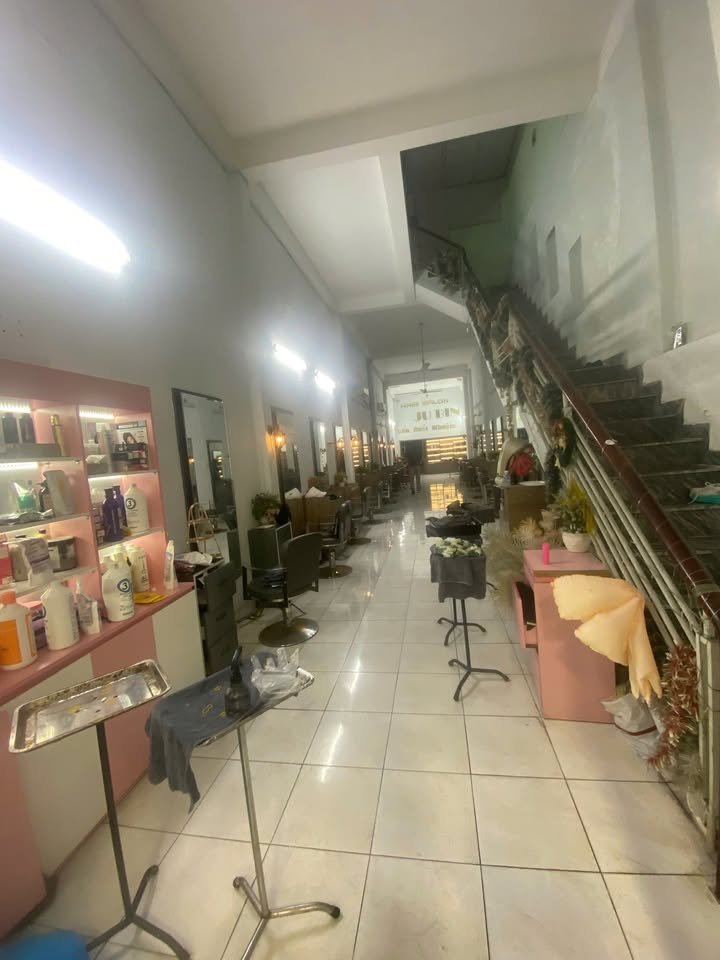 Nhà Mặt Tiền Kinh Doanh Tỉnh Lộ 10, Bình Tân - 200m²