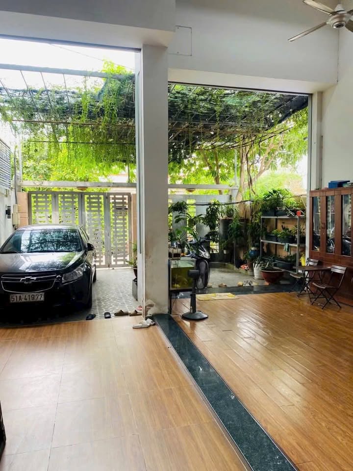 Cho Thuê Nhà Mặt Tiền Thạnh Xuân, Q12 - 126m² Sẵn Xe Hơi, Giá 11 Triệu