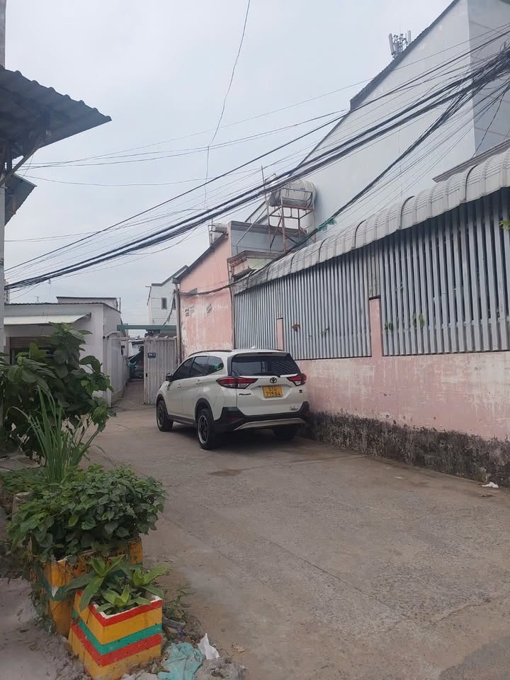 Nhà riêng Thủ Đức 92m² giá 6 tỷ - Ô tô vào tận nhà!