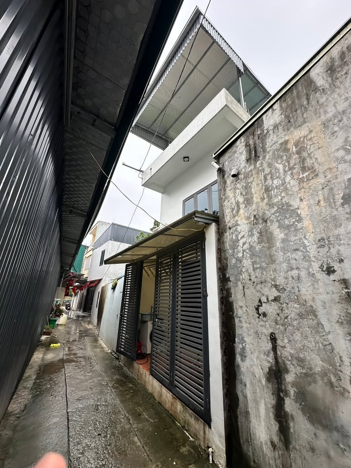 Nhà 2 Tầng 58m² QL32 Hoài Đức - Sẵn Nội Thất, Giá 3 Tỷ