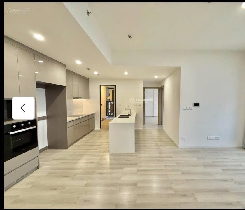 Căn hộ 3PN Vinhomes Grand Park Bình Thạnh 16 triệu - View đẹp