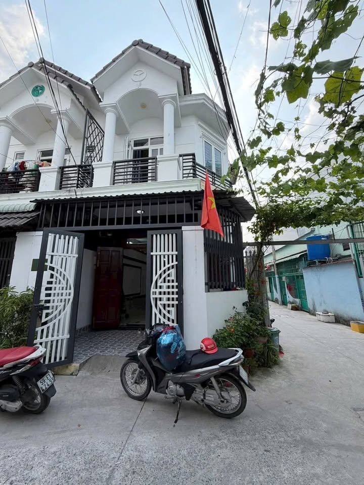 Nhà Góc 2 Mặt Tiền Thạnh Xuân 25, Q12 - 56m², Full Nội Thất, Giá 11 Triệu