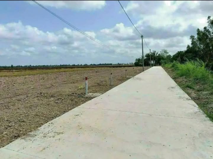 Bán đất nền An Giang 210m² - Lộ ô tô, gần Kinh 6, giá 430 triệu