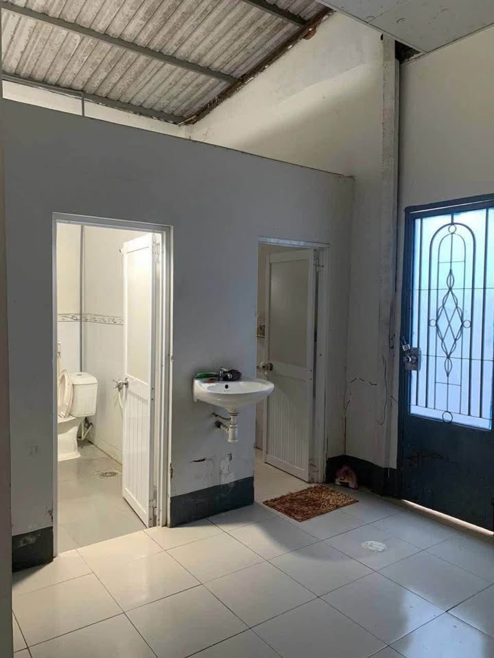 Nhà Trục Chính Hoa Lan, Vĩnh Long - Kinh Doanh Đa Ngành, Giá 6 Triệu/Tháng