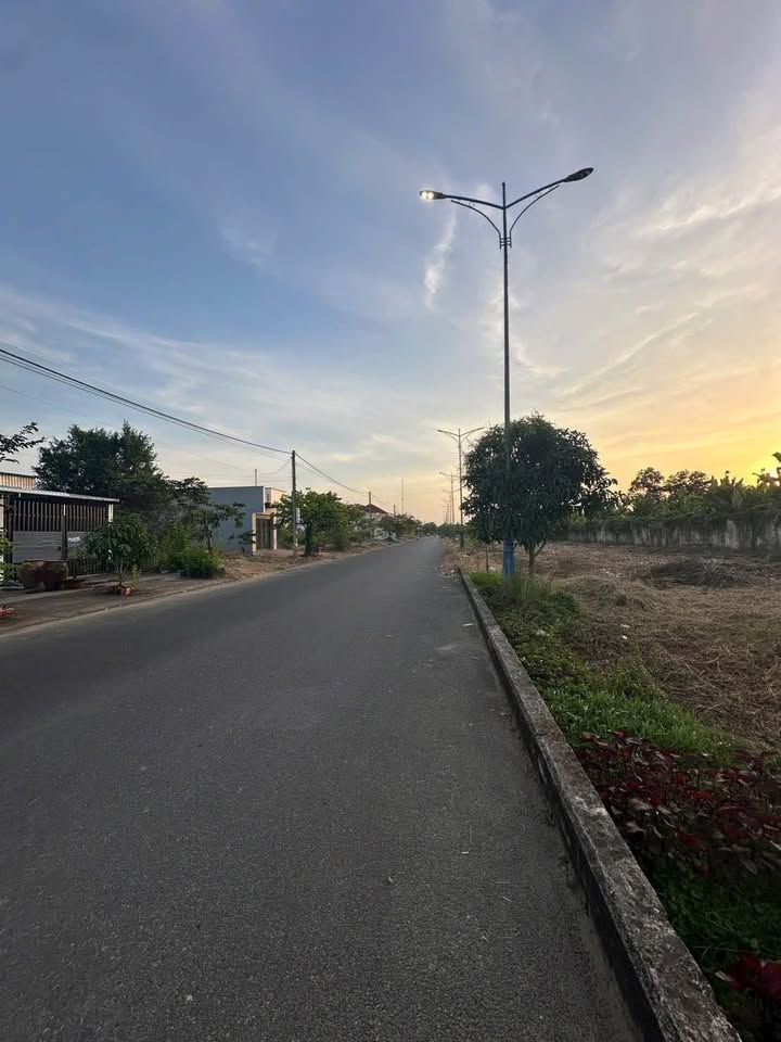 Đất nền Phường Tân Xuyên 90m² giá 930 triệu - Sổ hồng sẵn sang tên ngay!