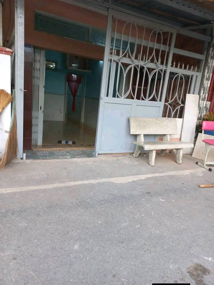 Thuê nhà mặt tiền Quy Đức Bình Chánh 54m² giá 3 triệu - Kinh doanh ngay!