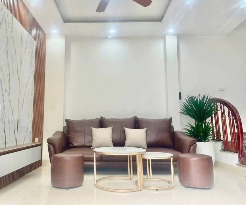 Nhà riêng Phú Lương 31m² - Sát Chợ Vân Nội, chính chủ bán!