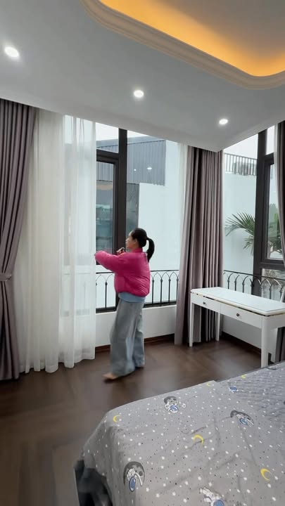 Nhà 75m² 6 Tầng Thang Máy Mặt Ngõ Nguyễn Văn Cừ, Long Biên - 15 Tỷ