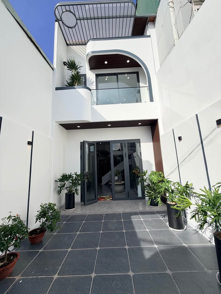 Bán nhà phố trung tâm BMT 88m² giá 4.39 tỷ - Sẵn sàng ở ngay!