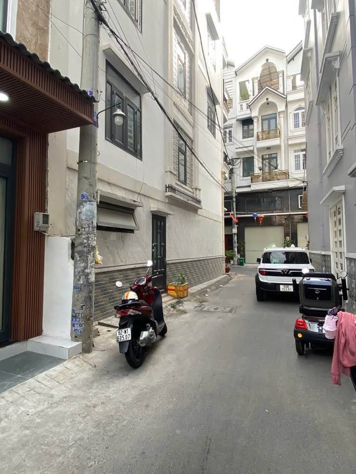 Nhà Hẻm Xe Hơi Huỳnh Văn Nghệ 64m² - Sẵn sàng ở ngay!