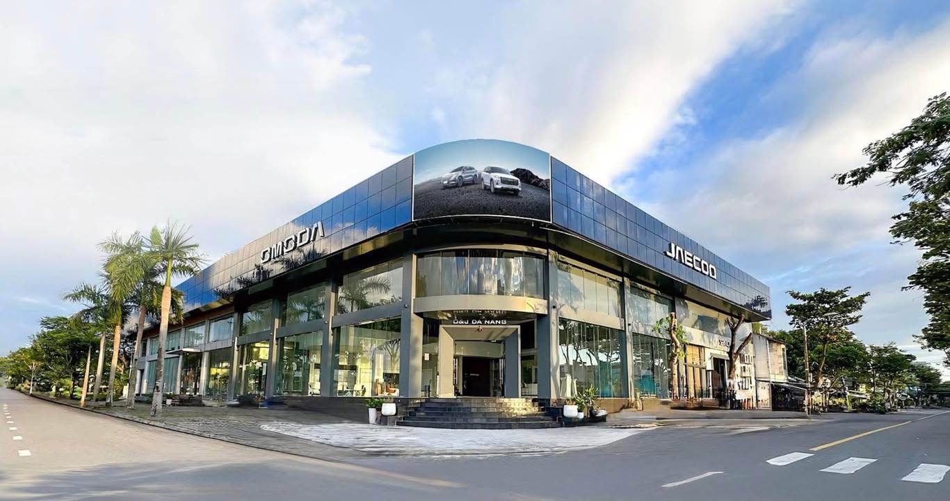 Mặt Bằng 2 Mặt Tiền Kinh Doanh Đắc Địa - 2000m² Ngay Công Viên Apec, Đà Nẵng